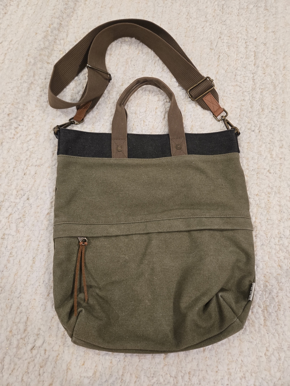 Feed Project Canvas Messenger Tote - Olive Green